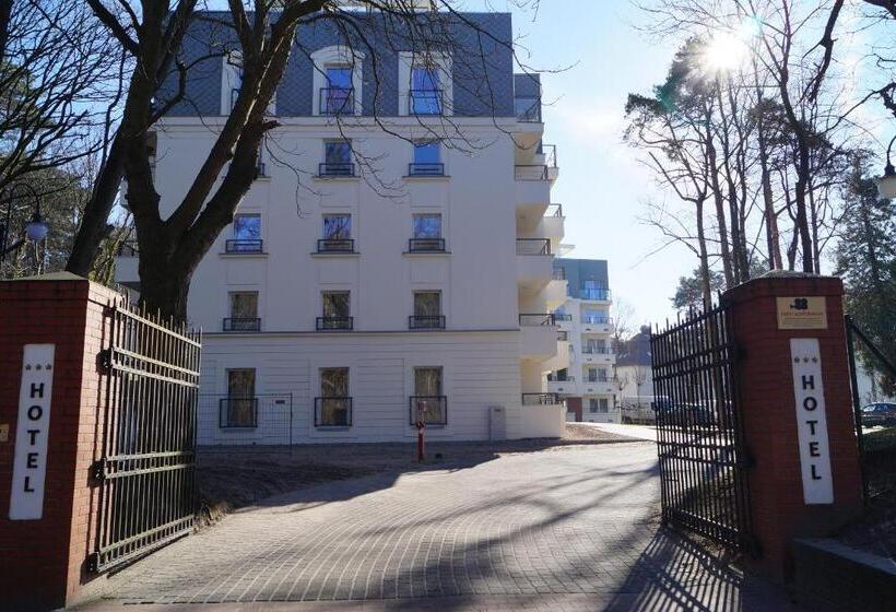 استودیوی استاندارد, Osiedle Cesarskie Apartamenty   Parking   Apartamenty Bryza