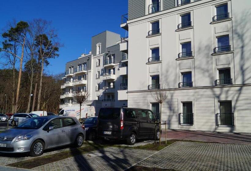 استودیوی استاندارد, Osiedle Cesarskie Apartamenty   Parking   Apartamenty Bryza