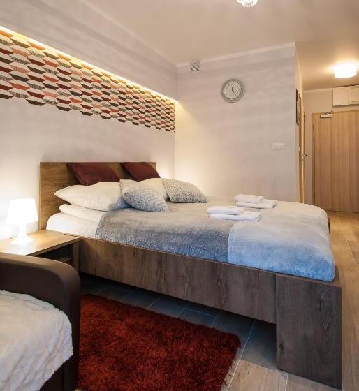 استودیوی استاندارد, Osiedle Cesarskie Apartamenty   Parking   Apartamenty Bryza
