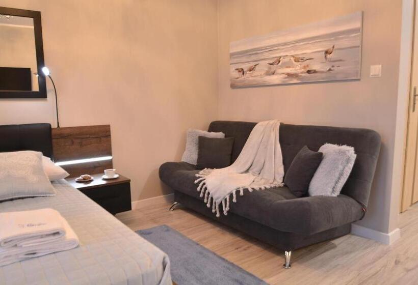 استودیوی استاندارد, Osiedle Cesarskie Apartamenty   Parking   Apartamenty Bryza