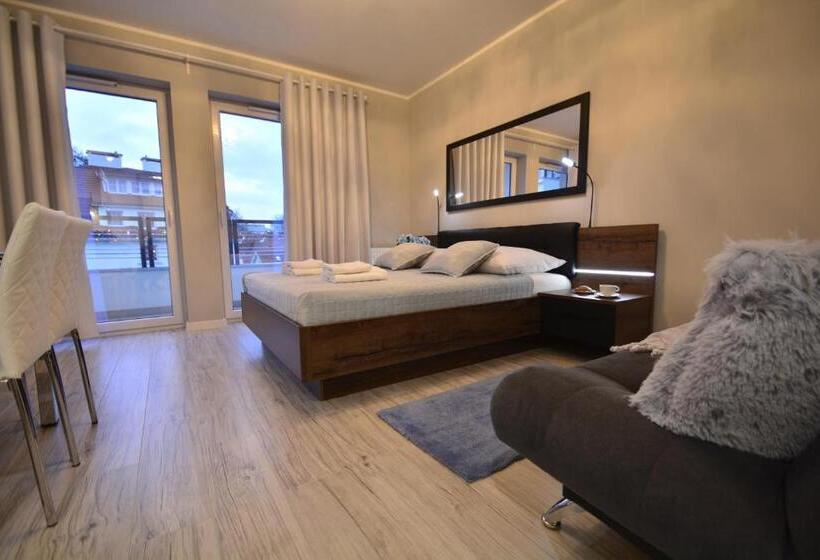 استودیوی استاندارد, Osiedle Cesarskie Apartamenty   Parking   Apartamenty Bryza