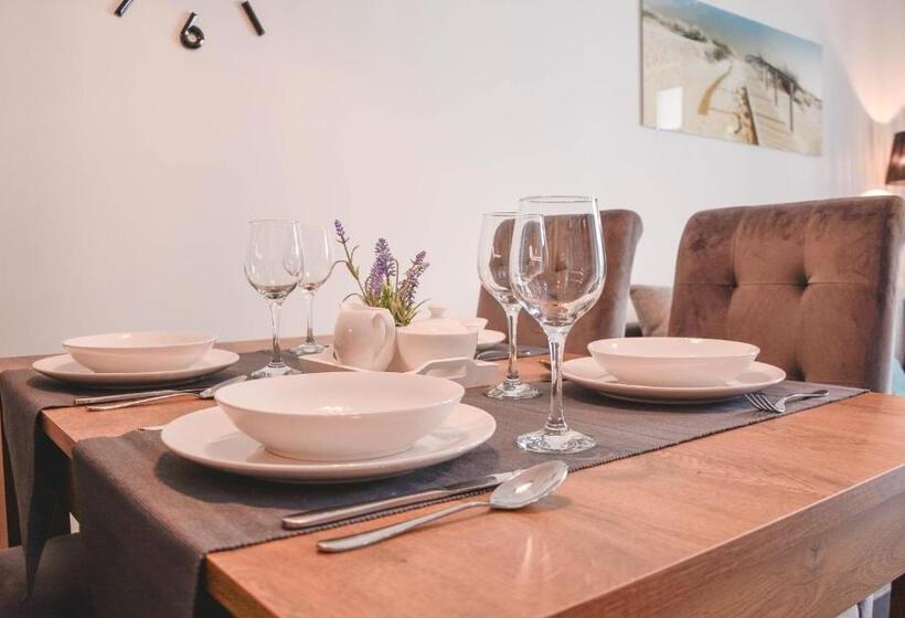آپارتمان 1 خوابه, Osiedle Cesarskie Apartamenty   Parking   Apartamenty Bryza