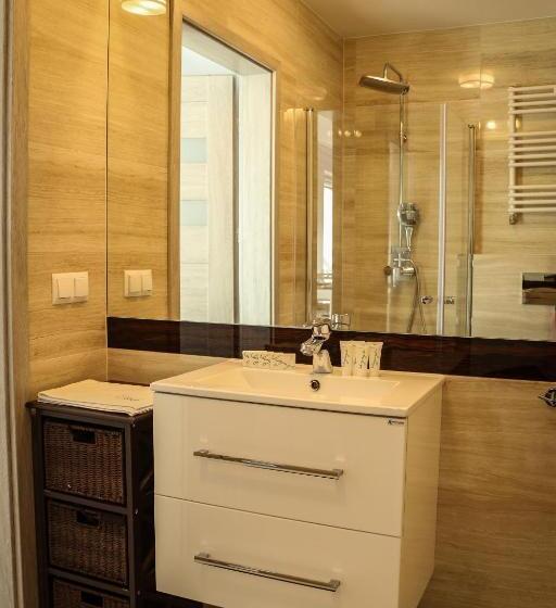 آپارتمان 2 خوابه, Osiedle Cesarskie Apartamenty   Parking   Apartamenty Bryza