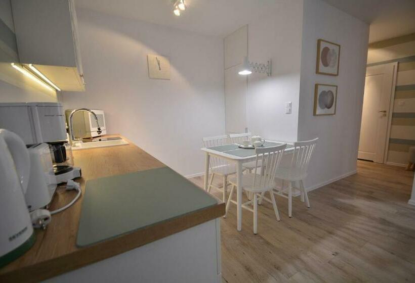 آپارتمان 1 خوابه, Osiedle Cesarskie Apartamenty   Parking   Apartamenty Bryza