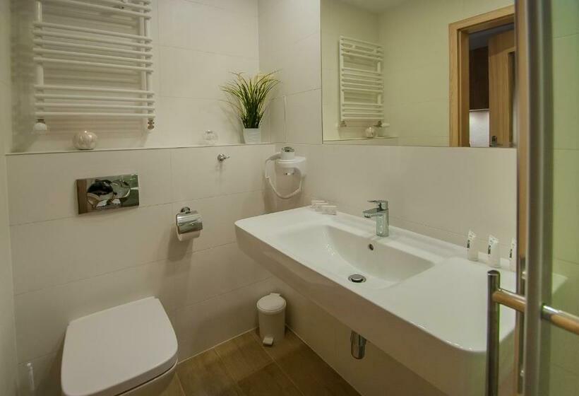 استودیوی استاندارد, Osiedle Cesarskie Apartamenty   Parking   Apartamenty Bryza
