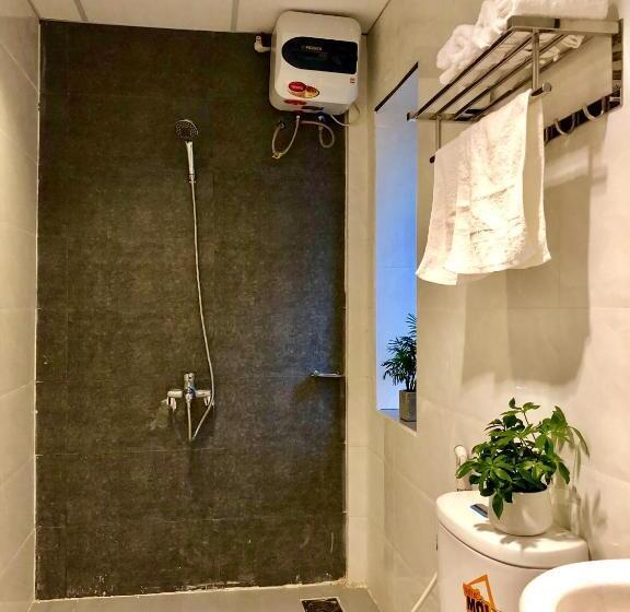تختخواب در اتاق مشترک, Friendly House Hostel