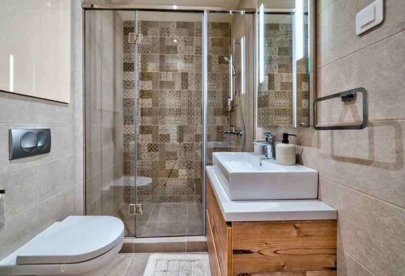 سوییت, Luxury Kalman Centar Apartman