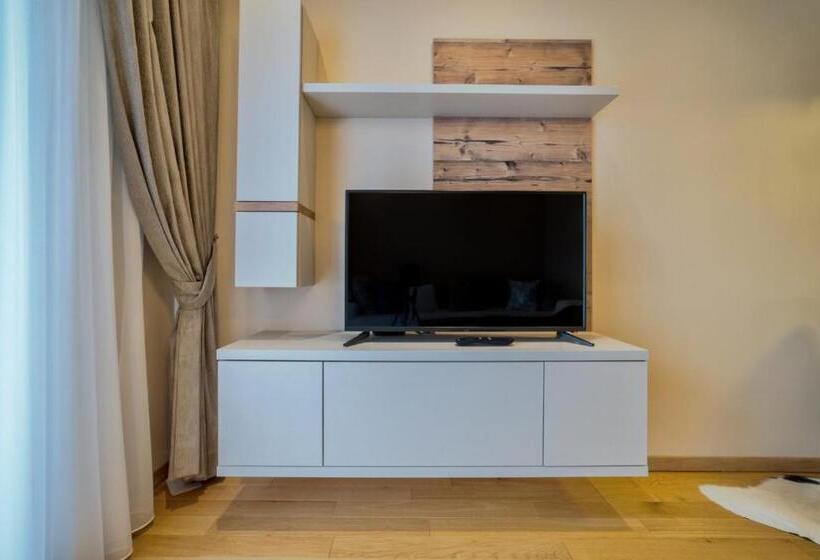 سوییت, Luxury K Centar Apartmani