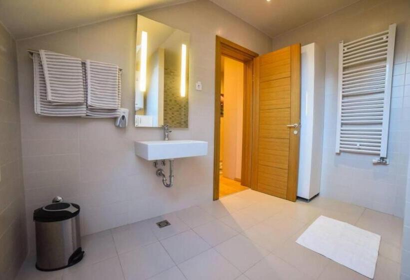 آپارتمان 2 خوابه, Luxury Kalman Centar Apartman