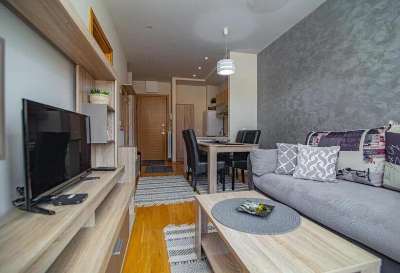 آپارتمان 1 خوابه با تراس, Luxury Kalman Centar Apartman