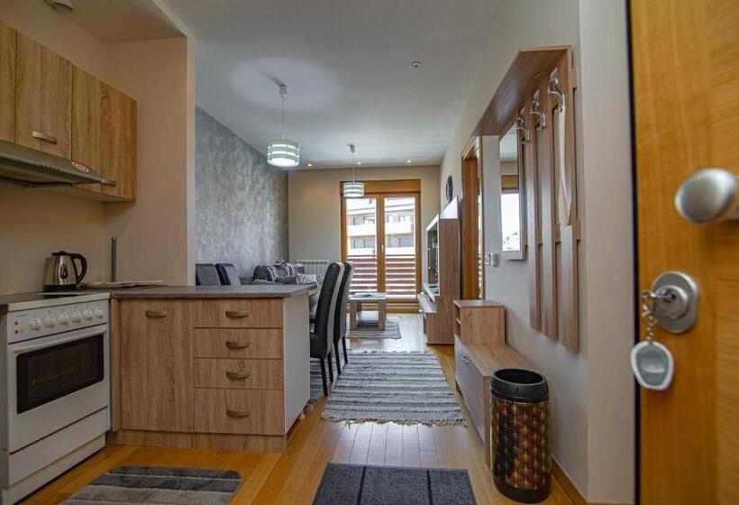 آپارتمان 1 خوابه با تراس, Luxury Kalman Centar Apartman