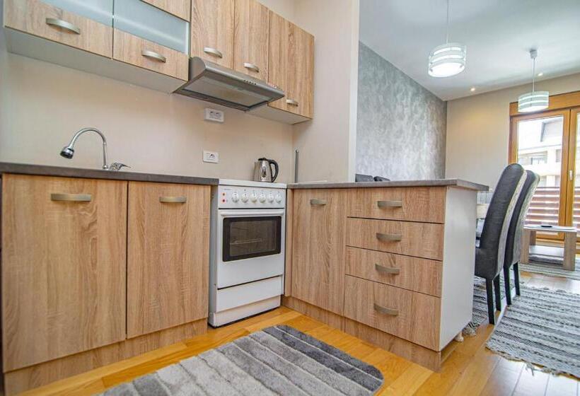 آپارتمان 1 خوابه با تراس, Luxury Kalman Centar Apartman