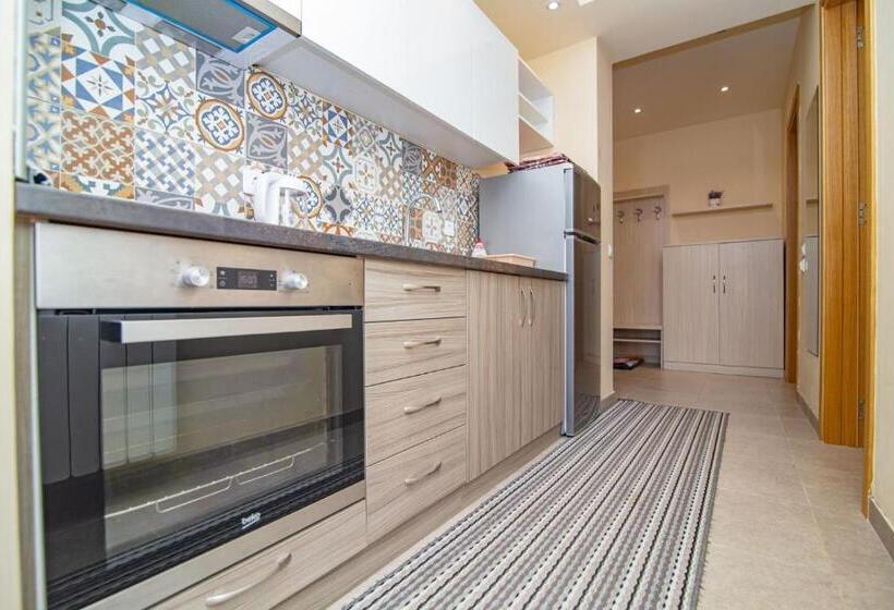 آپارتمان 1 خوابه با چشم‌انداز, Luxury Kalman Centar Apartman