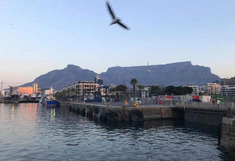 سوییت سوپریور, Taj Hotelapart, Taj Hotel Cape Town
