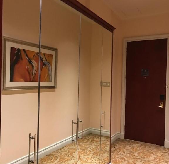 سوییت سوپریور, Taj Hotelapart, Taj Hotel Cape Town
