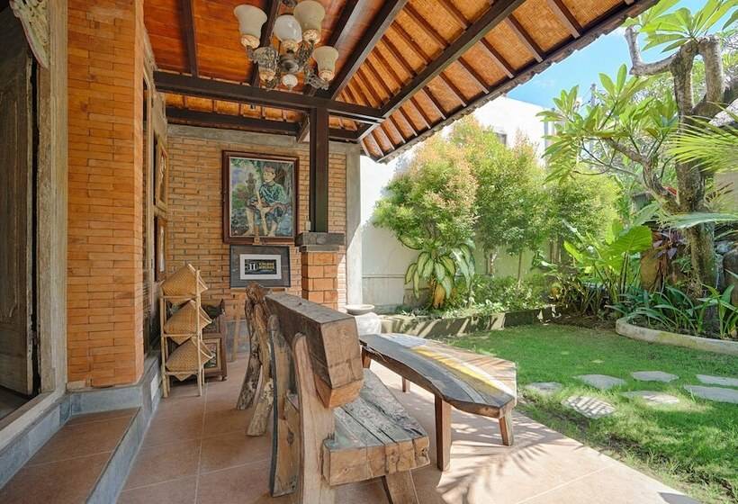 اتاق لوکس با چشم‌انداز باغ, Katang   Katang Guest House