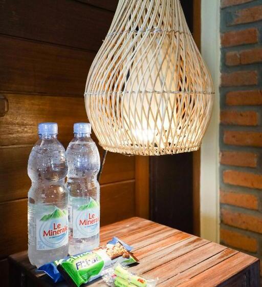 اتاق لوکس با چشم‌انداز, Katang   Katang Guest House