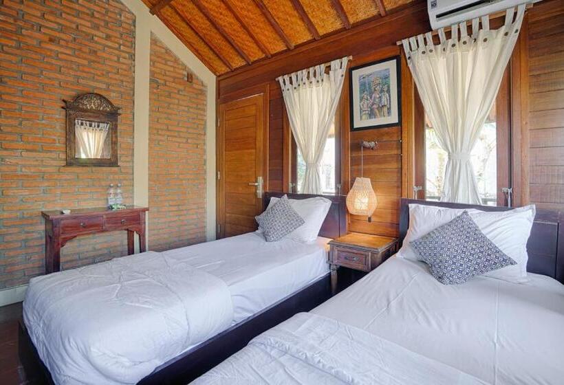 اتاق لوکس با تراس, Katang   Katang Guest House