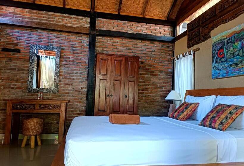 اتاق لوکس با بالکن, Katang   Katang Guest House