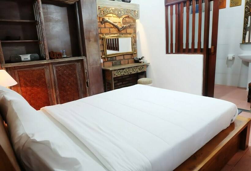 اتاق لوکس, Katang   Katang Guest House