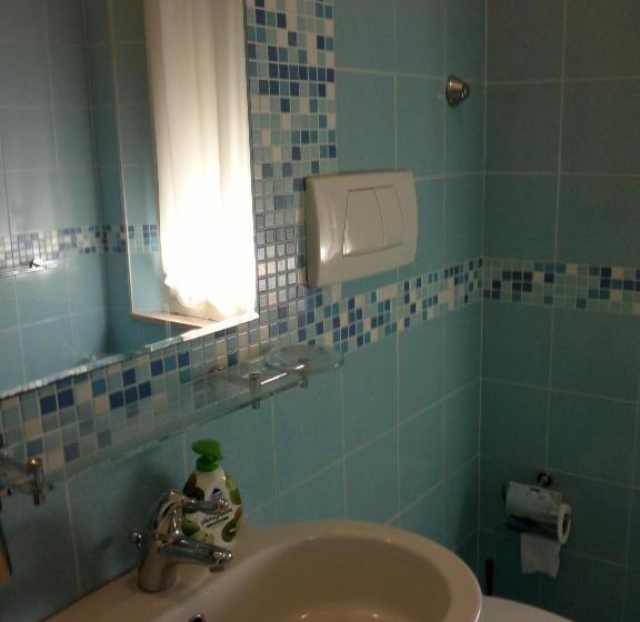 اتاق استاندارد با سرویس بهداشتی مشترک, B&b In Centro