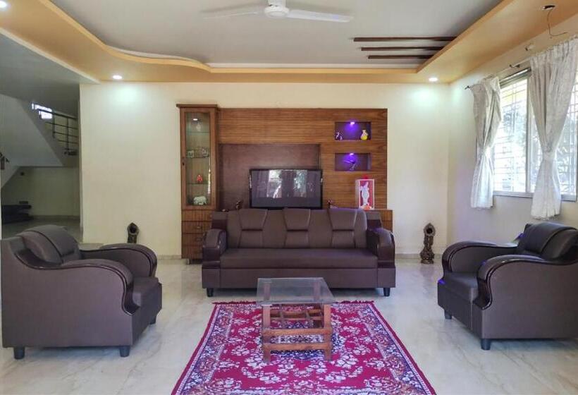 بانگلوی استاندارد, Megh Malhar Agro Tourism