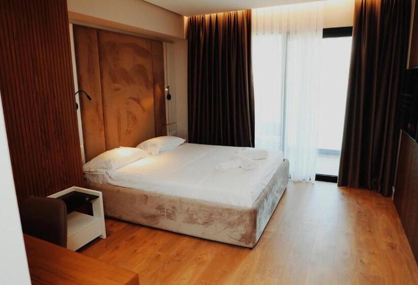 اتاق لوکس با بالکن و چشم‌انداز دریا, Oniro In Sea & Sun Adults Only