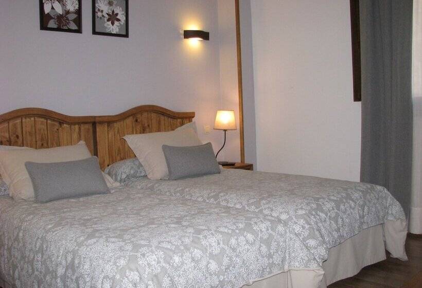 آپارتمان 2 خوابه, Aparthotel Sarrato