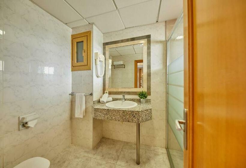 آپارتمان 2 خوابه, Apartamentos Benhur