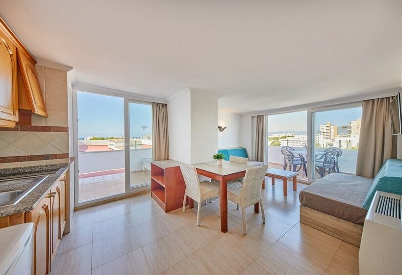 1 Bedroom Premium Apartment Sea View, Apartamentos Benhur