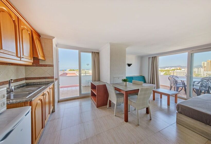 1 Bedroom Premium Apartment Sea View, Apartamentos Benhur