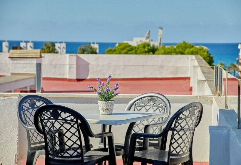 1 Bedroom Premium Apartment Sea View, Apartamentos Benhur