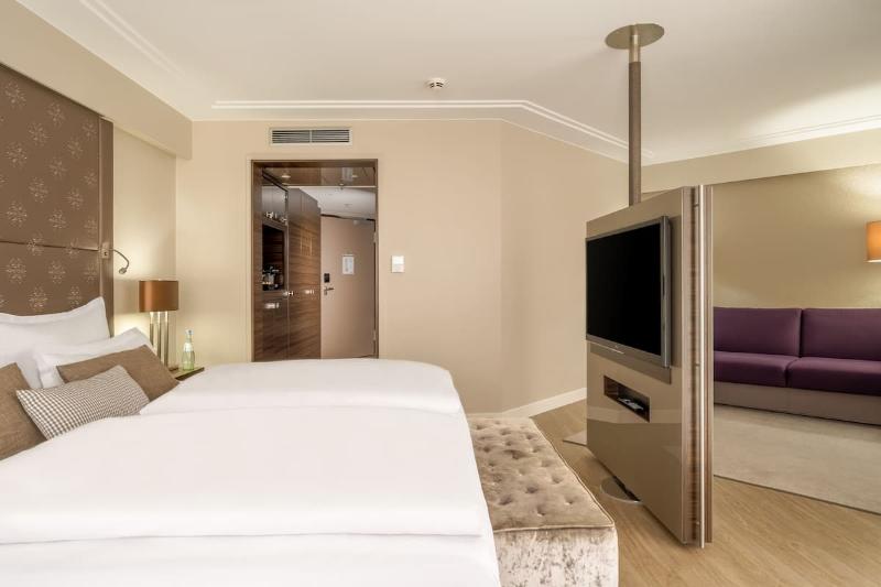 סטודיו סופריור, Apartamentos Castaví