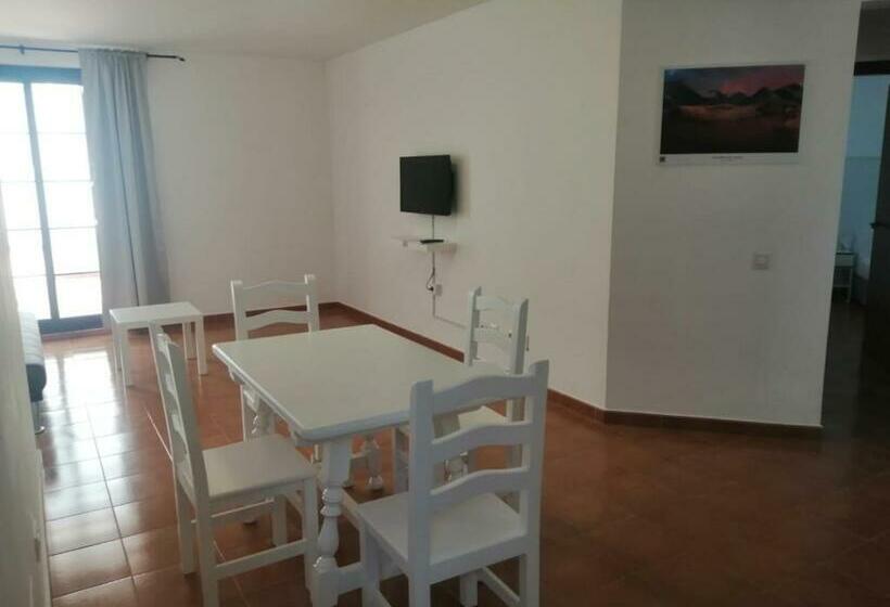 2 Bedroom Apartment, Apartamentos Tabaiba