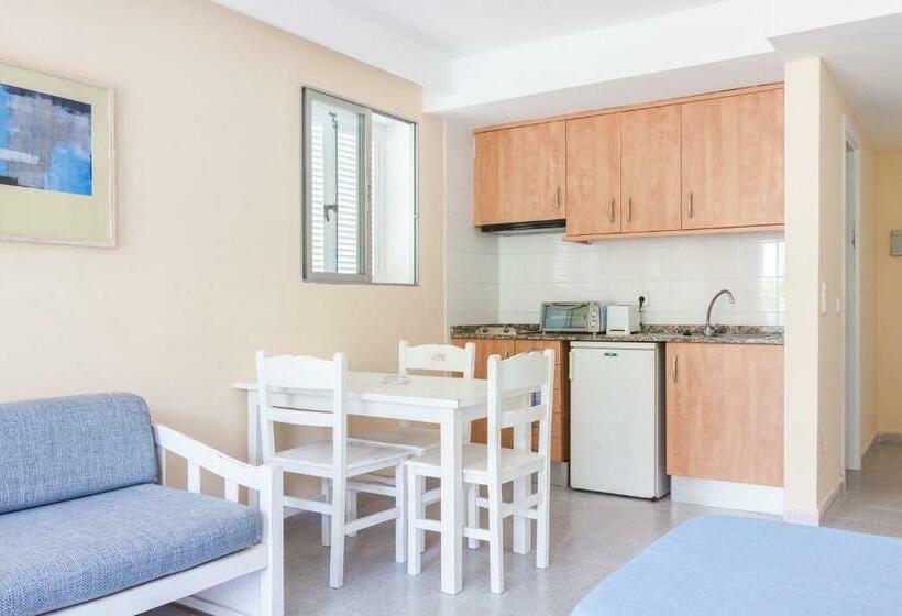 استودیوی استاندارد, Apartamentos Vista Club