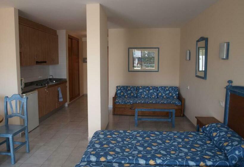 استودیوی استاندارد, Apartamentos Vista Club