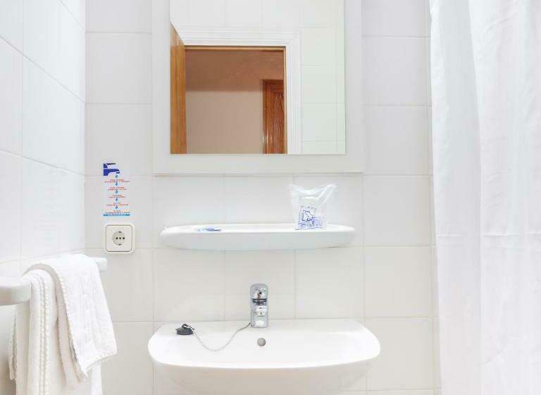 استودیوی استاندارد, Apartamentos Vista Club