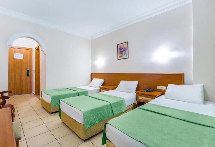 اتاق استاندارد سه نفره, Alanya Beach