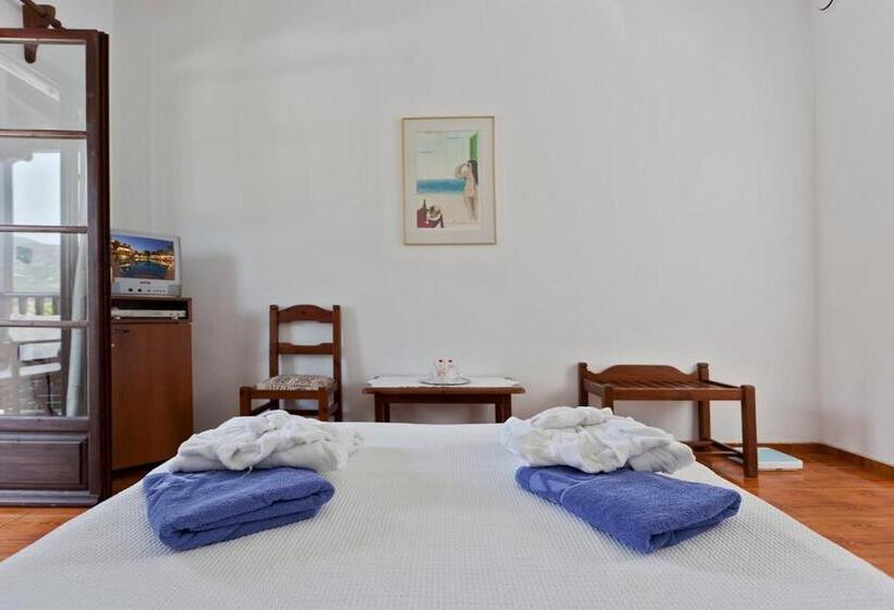 اتاق استاندارد اینتریور, Dionyssos