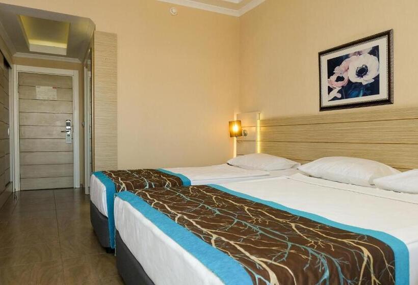 اتاق اساندارد با چشم‌انداز جانبی به دریا, Kaila Beach Hotel   All Inclusive
