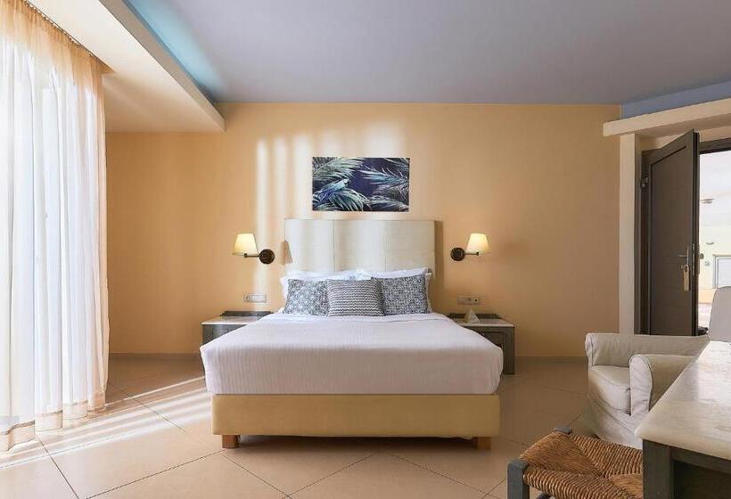 اتاق استاندارد با چشم‌انداز دریا, Sissi Bay Resort
