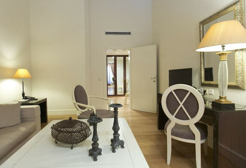 Люкс Повышенной Комфортности, Princess Resort, Santikos Collection
