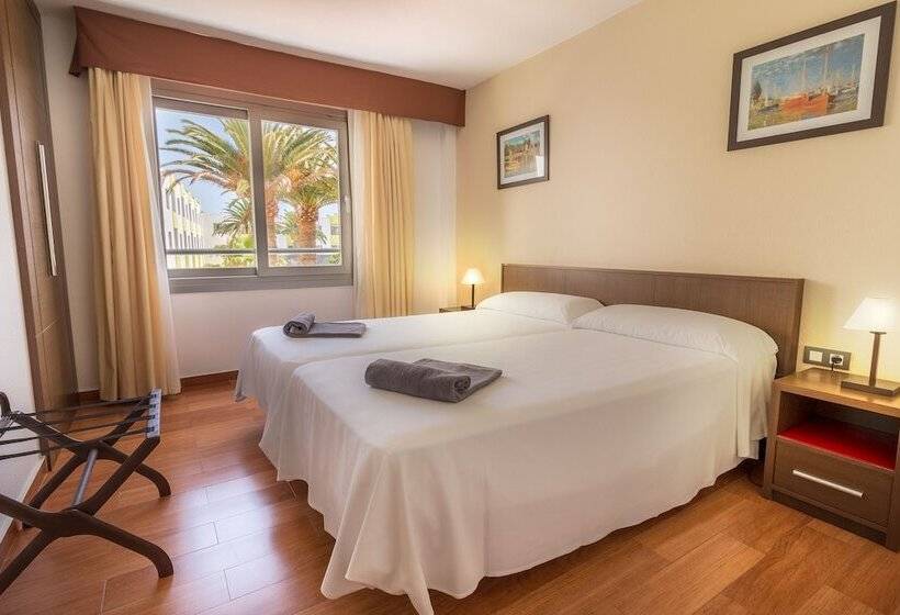 Chambre Premium Vue Piscine, The Corralejo Beach