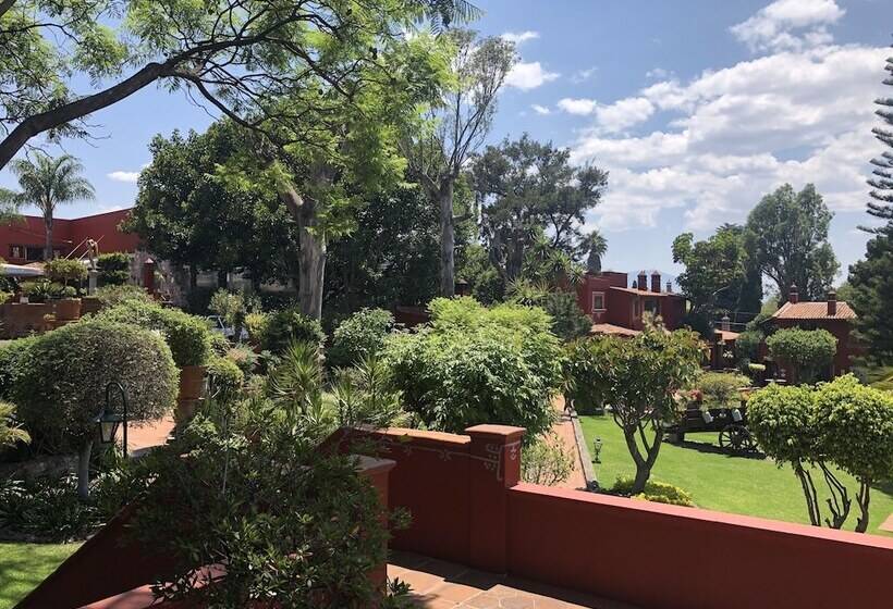 اتاق استاندارد با 2 تخت دوبل, Villa San Jose Hotel & Suites