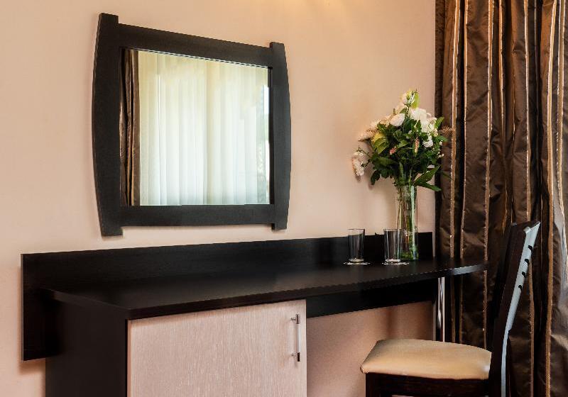 استودیوی سوپریور, Aparthotel Maracaibo
