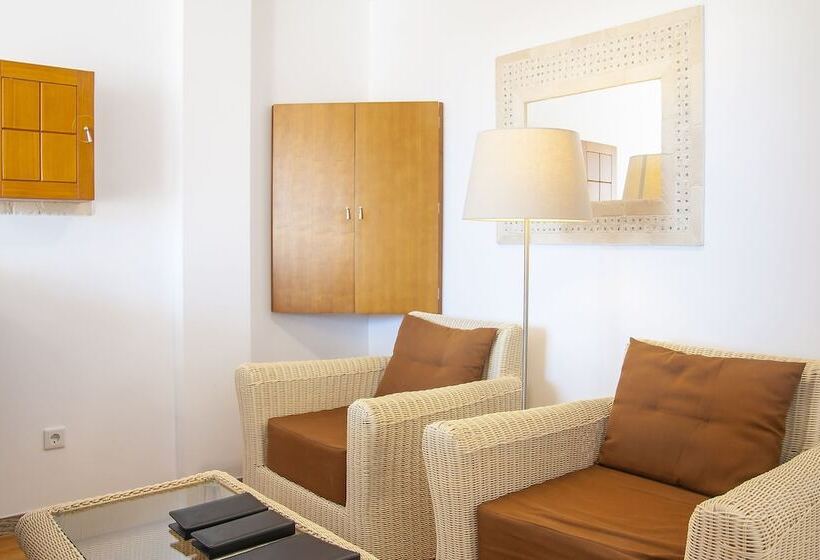 استودیوی سوپریور, Aparthotel Maracaibo