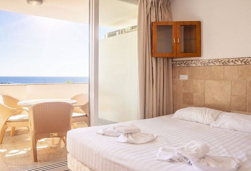استودیوی سوپریور, Aparthotel Maracaibo