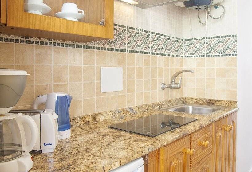 استودیوی لوکس, Aparthotel Maracaibo