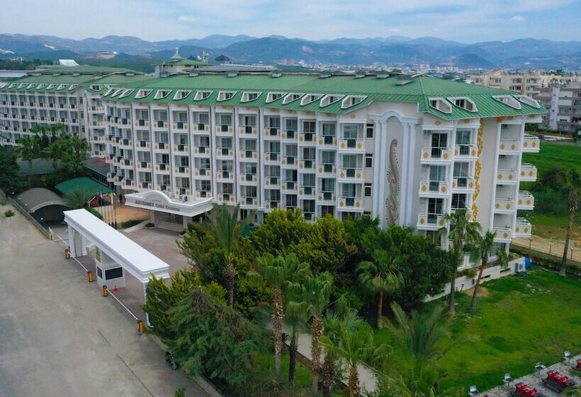 اتاق خانوادگی, Aydinbey Famous Resort - Ultra All Inclusive