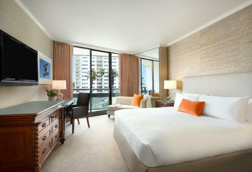 اتاق لوکس با تخت بزرگ, Fairmont Miramar Hotel & Bungalows